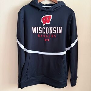 Under Armour Black and Red Wisconsin Badgers Hoodie Unisex L